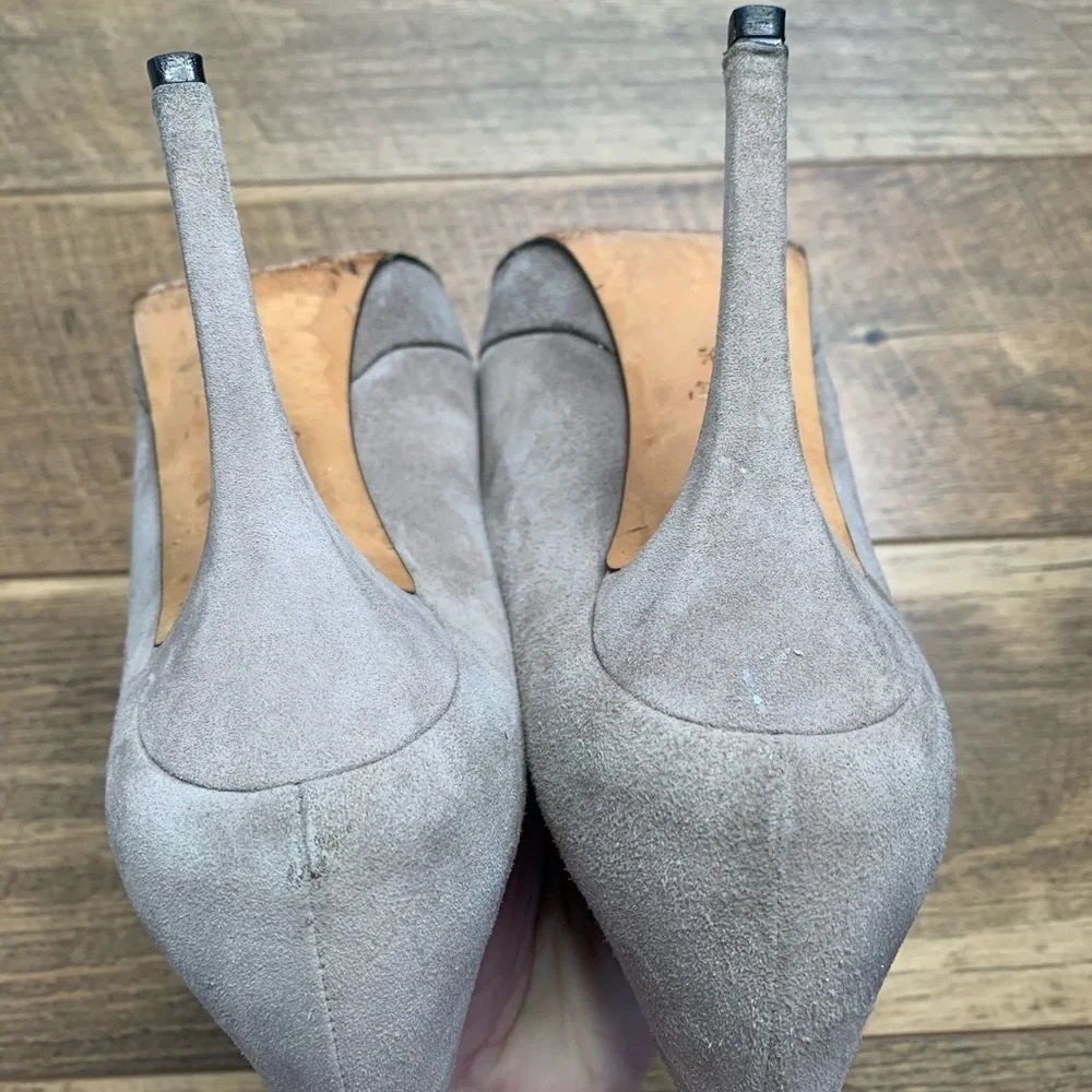 Gucci Suede Closed-Toe Square Platform Stiletto Grey Pump sz 38.5 / 8.5